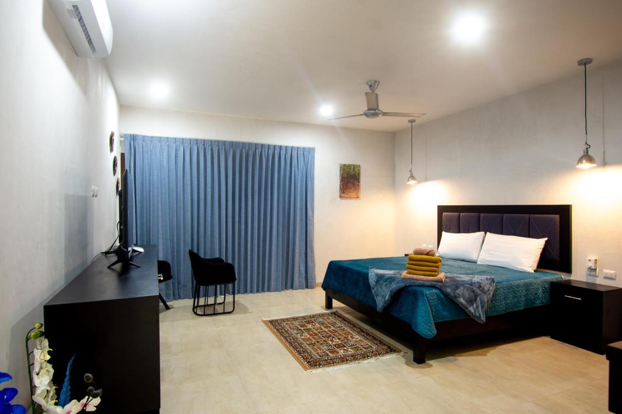 Hotel Casa Tortuga Tulum - Cenotes Park Inclusive Екстер'єр фото A bedroom in a hotel
