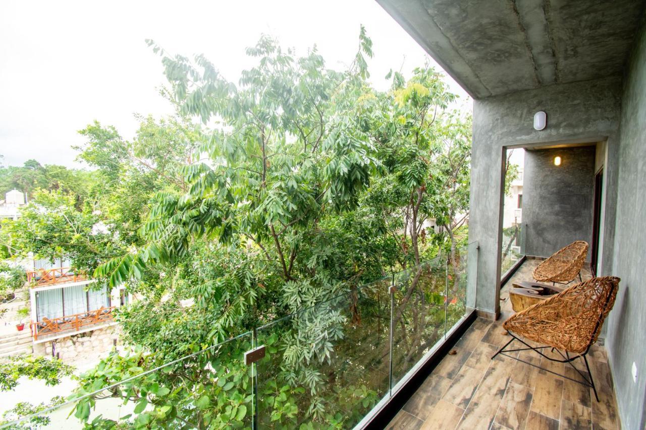 Hotel Casa Tortuga Tulum - Cenotes Park Inclusive Екстер'єр фото View from the balcony of the house