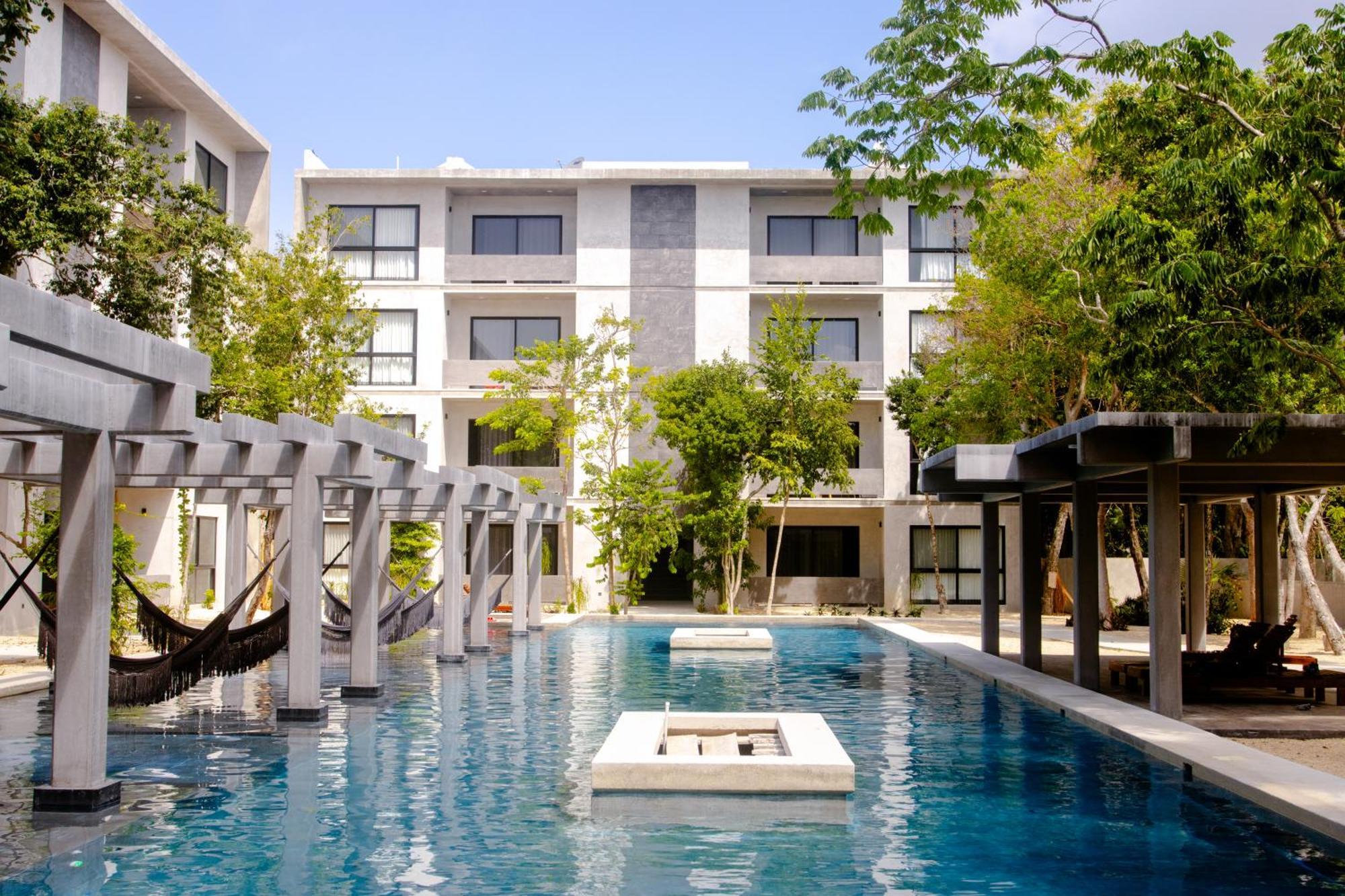 Hotel Casa Tortuga Tulum - Cenotes Park Inclusive Екстер'єр фото The Village
