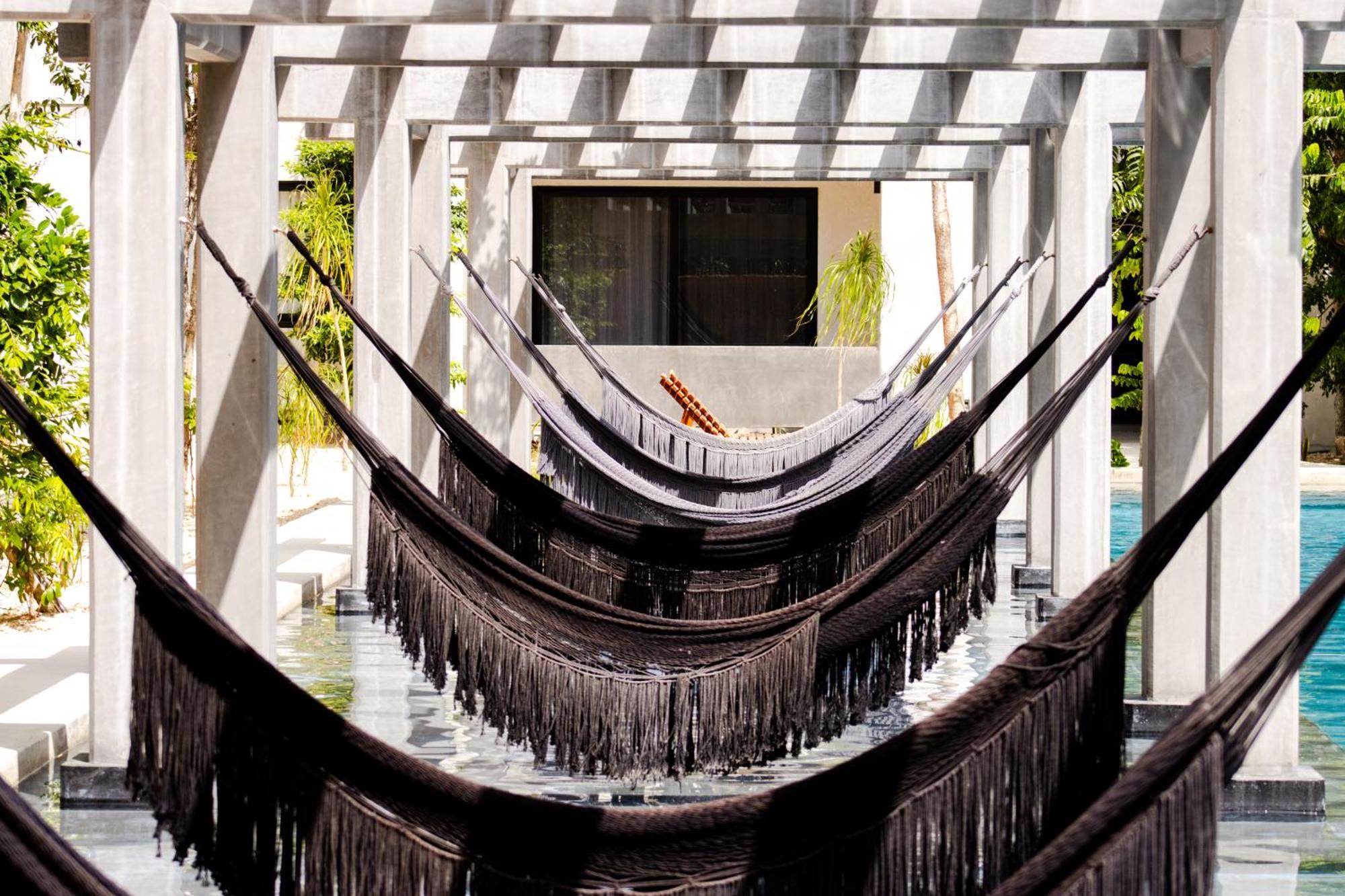 Hotel Casa Tortuga Tulum - Cenotes Park Inclusive Екстер'єр фото Hammocks at the National Museum of the Dominican Republic