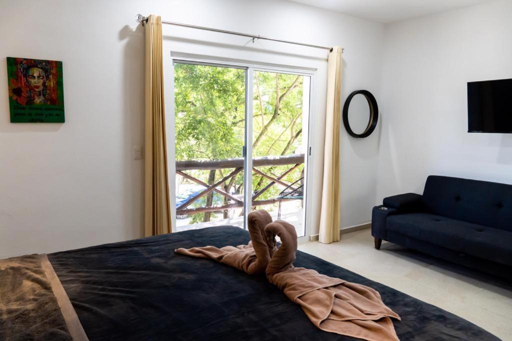 Hotel Casa Tortuga Tulum - Cenotes Park Inclusive Екстер'єр фото A sliding door